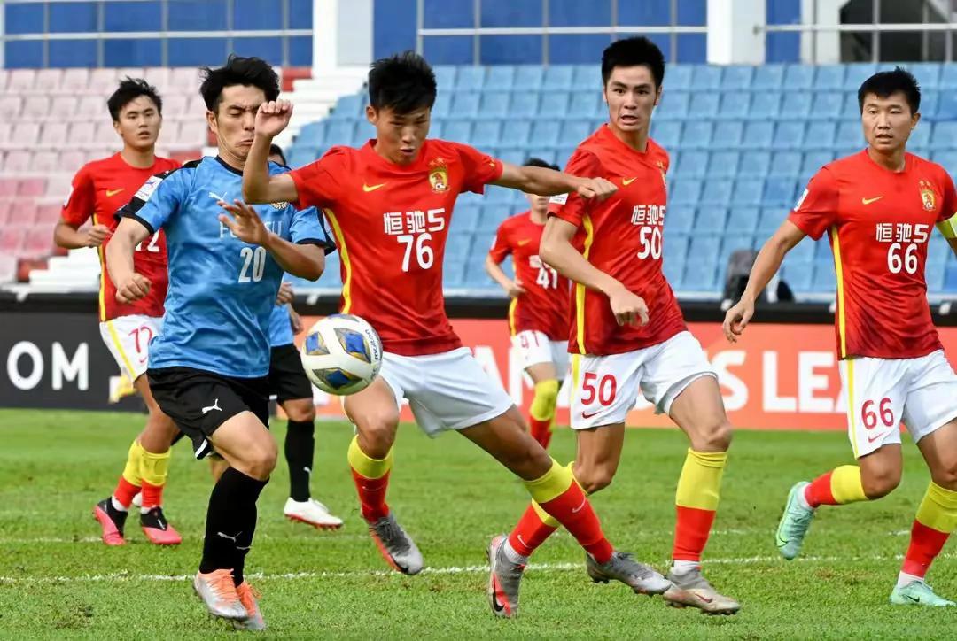 九游网页版-英超关键时刻走向成谜；广州队官宣签约；球迷炸锅；资深球员宣示担当的简单介绍