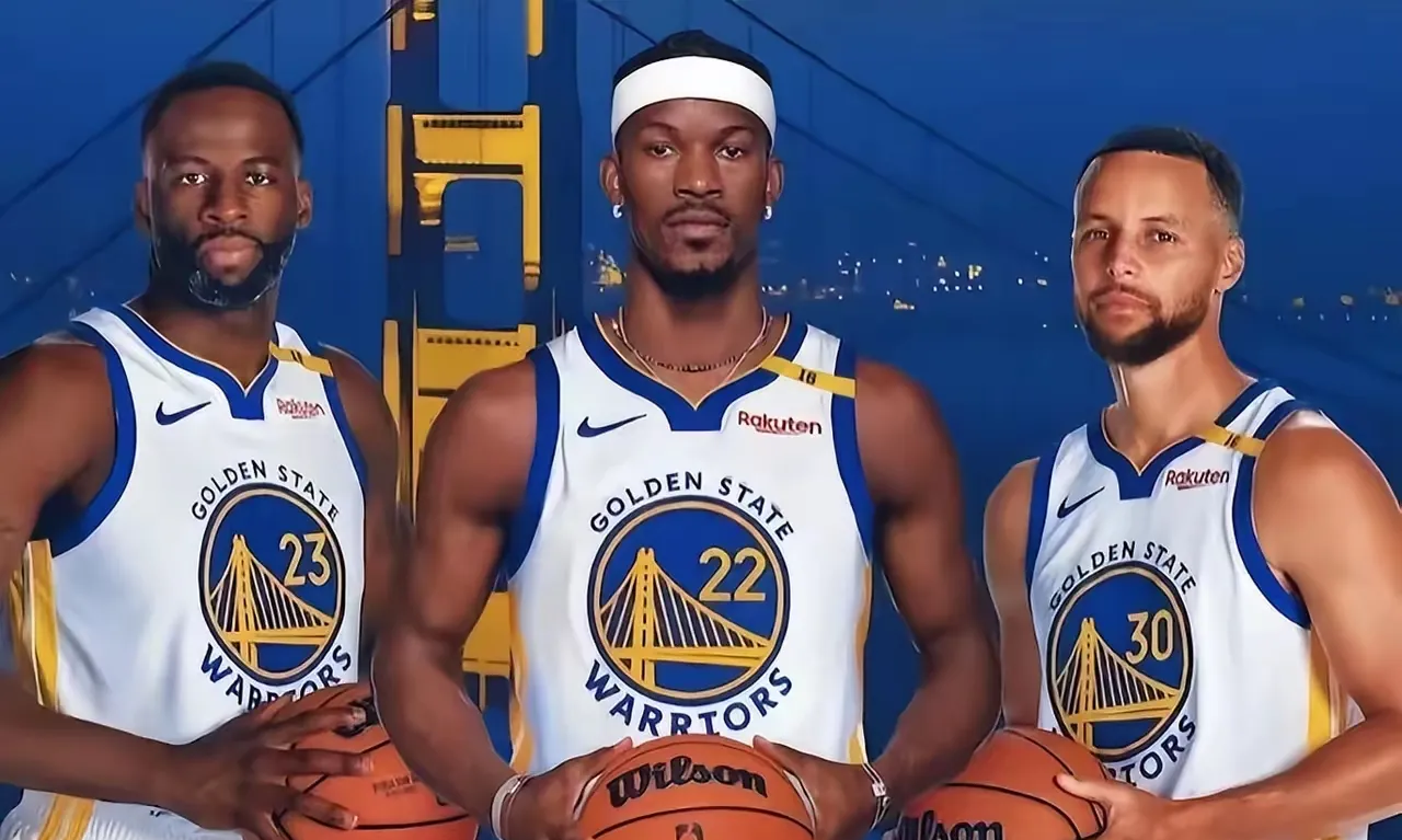 九游登录入口-包含金州勇士迎全明星赛关键赛，集结日外线爆发，悬念犹存，赛季目标并未改变的词条